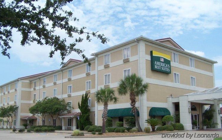 Quality Suites Lake Charles Downtown Exterior foto